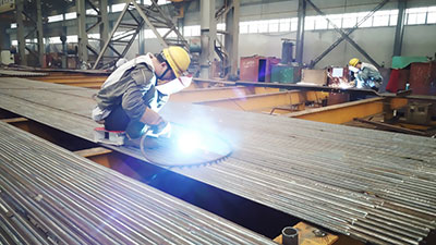 Producción en la fabrica de Huadong Boiler